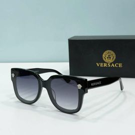 Picture of Versace Sunglasses _SKUfw55113866fw